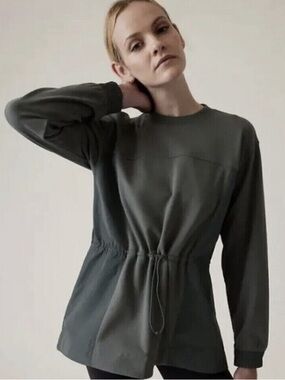 Athleta Triumph Hybrid crewneck sweatshirt